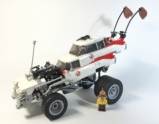 Illustration for article titled The Vehicles of Mad Max: Fury Road In Shiny LEGO Form